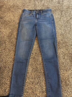 LuLaRoe Women's Medium Blue Skinny Jeans